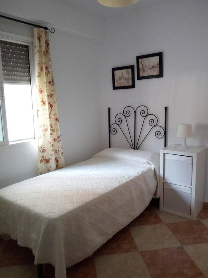 Piso Cerca De La Playa Victoria Apartment Кадис Екстериор снимка